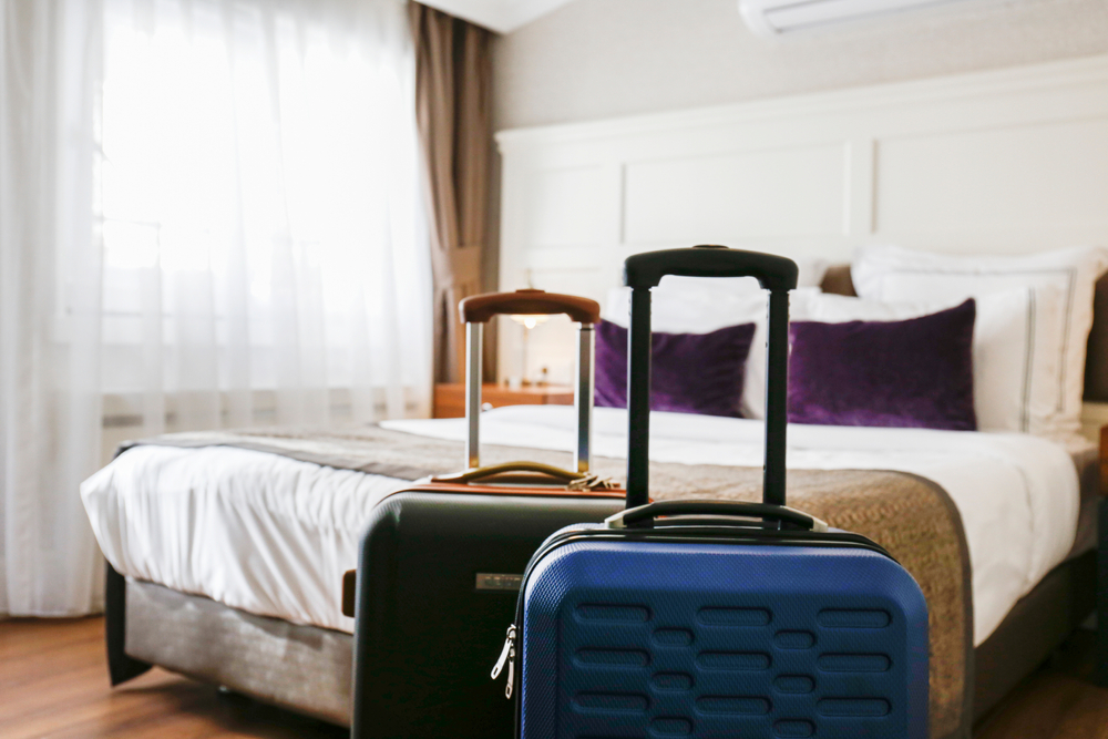 Park On King | What’s the Difference Between a Transit Hotel and an Airport Hotel?